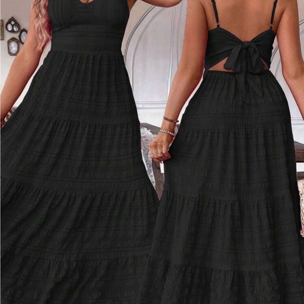 Elegant Black Maxi Dress